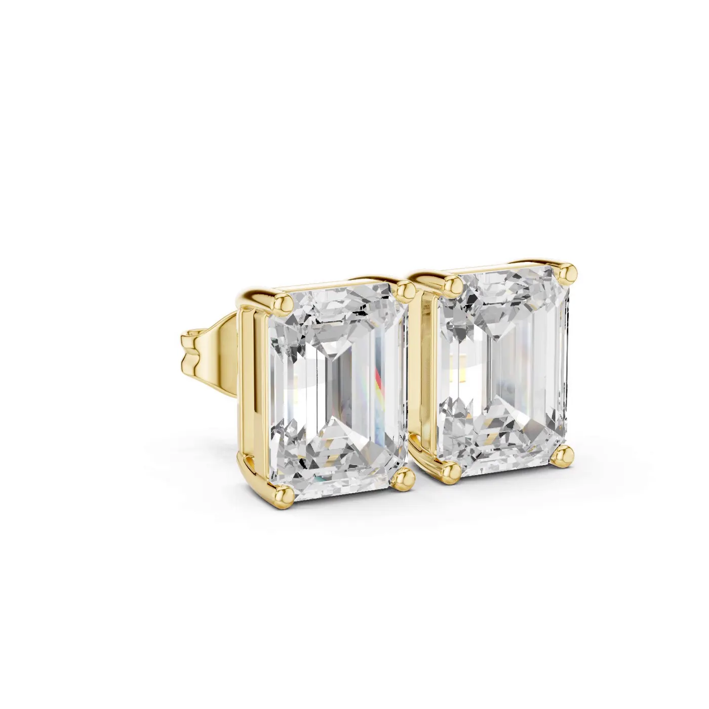 Boucles d'oreilles Puces Iris 2,50 ct en or jaune 18 carats, diamant taille émeraude, vue 3