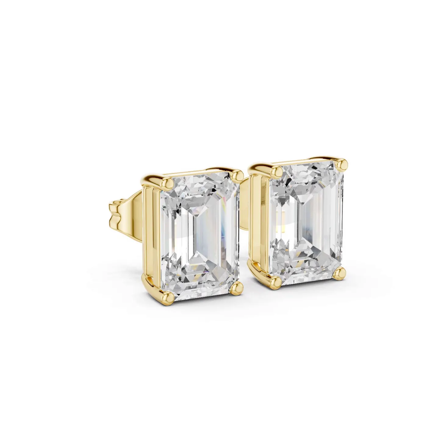 Boucles d'oreilles Puces Iris 3,25 ct en or jaune 18 carats, diamant taille émeraude, vue 3